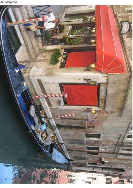 canale in centro Venezia