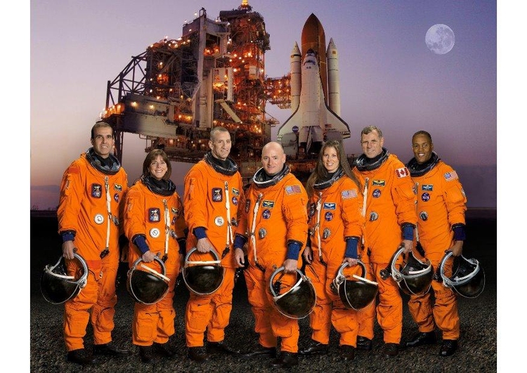 Foto equipaggio della navetta spaziale