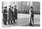 Foto Hitler durante ceremonia di stato