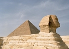 il piramide e la sfinge
