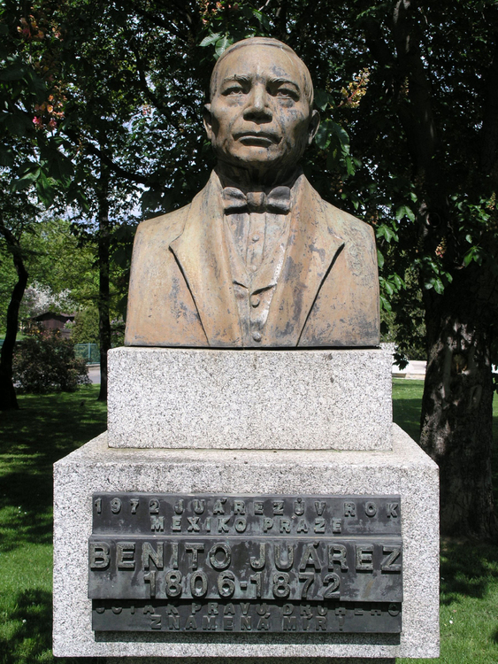 Foto statua - il Presidente Benito Juarez