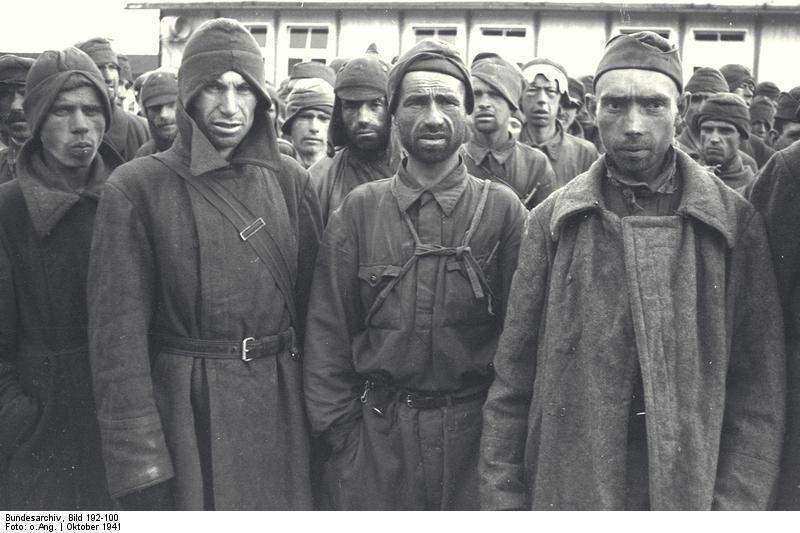 campo di concentramento mauthausen - soldati russi catturati Foto campo di concentramento mauthausen - soldati russi catturati