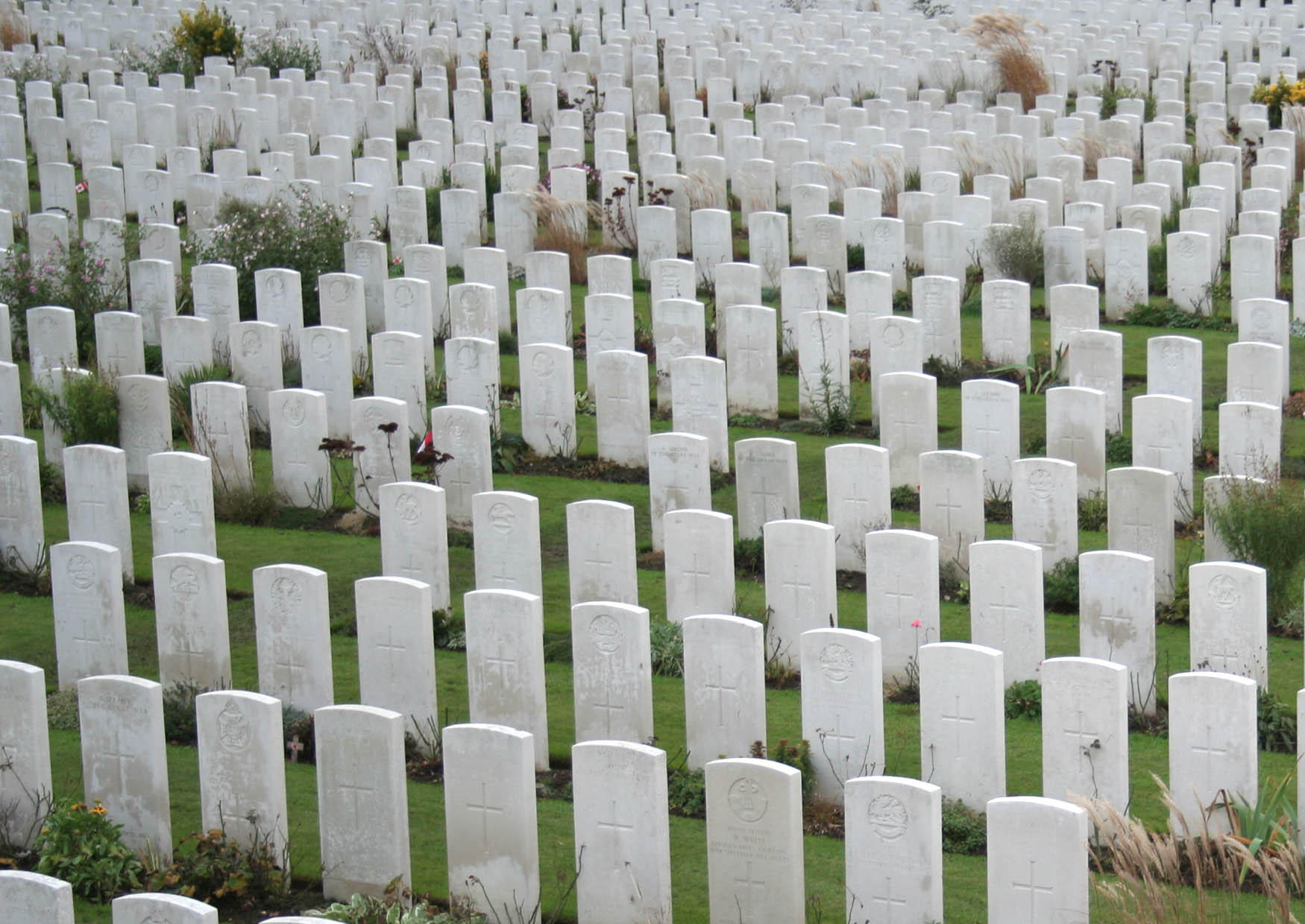 cimitero tyne cot Foto cimitero tyne cot