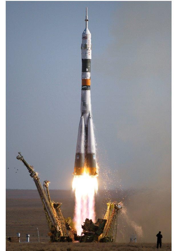 decollo di un missile Foto decollo di un missile