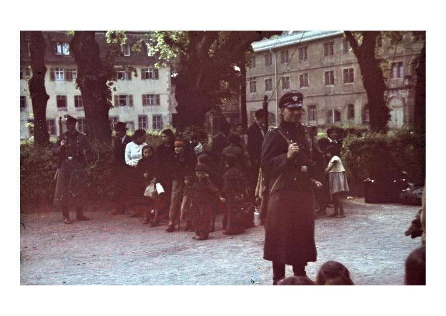 deportazione di rom Foto deportazione di rom