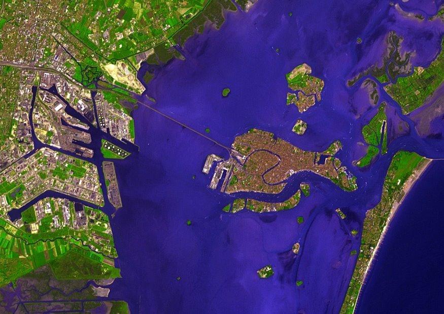 immagine satellitare venezia Foto immagine satellitare venezia