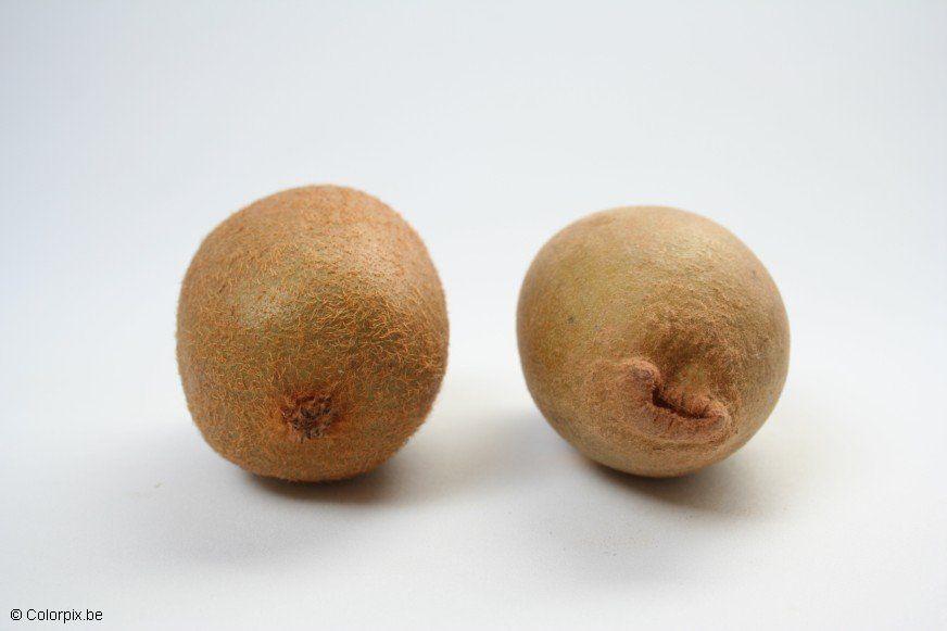 kiwi gialli e kiwi verdi Foto kiwi gialli e kiwi verdi
