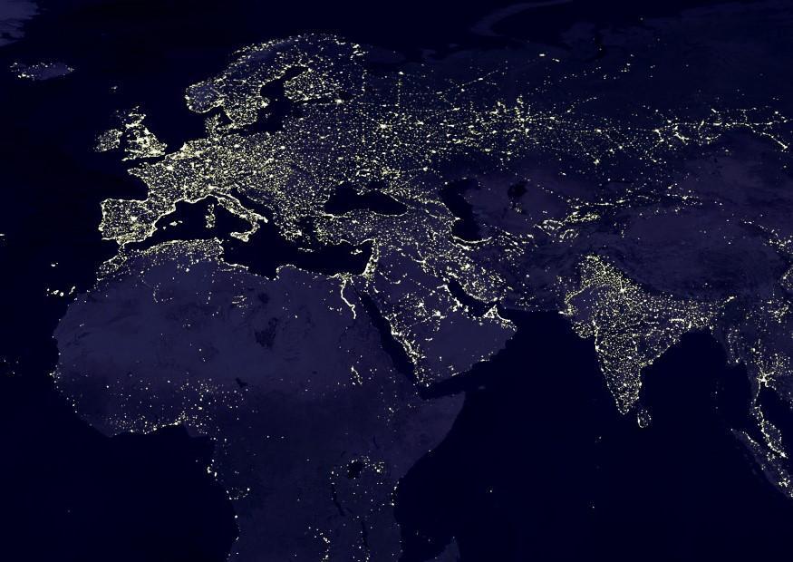 Foto la terra di notte