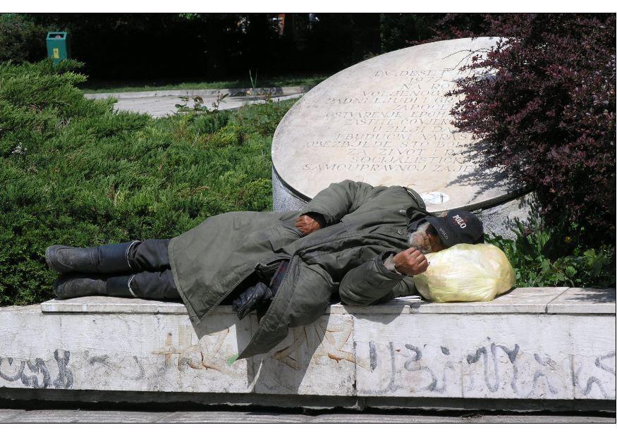 senzatetto a sarajevo Foto senzatetto a sarajevo