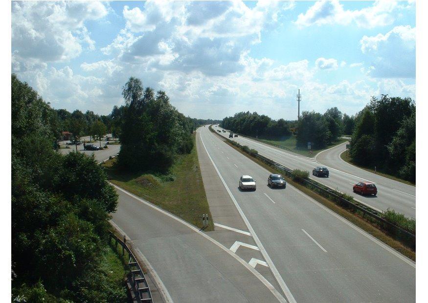 uscita ed entrata in autostrada Foto uscita ed entrata in autostrada
